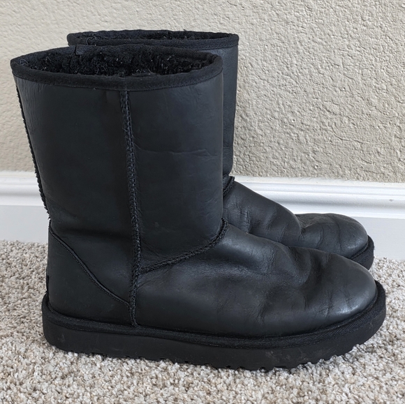 UGG Black Winter Boots - Picture 3 of 10